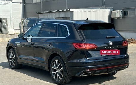 Volkswagen Touareg III, 2018 год, 3 849 000 рублей, 4 фотография