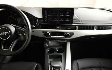 Audi A4, 2021 год, 3 150 000 рублей, 14 фотография