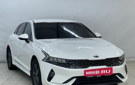 KIA K5, 2021 год, 1 700 000 рублей, 2 фотография