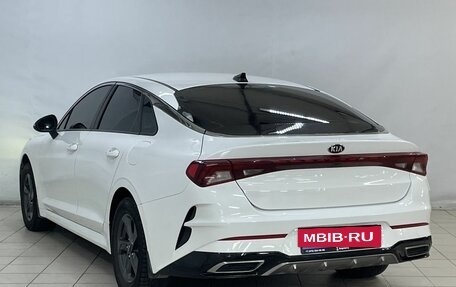 KIA K5, 2021 год, 1 700 000 рублей, 5 фотография