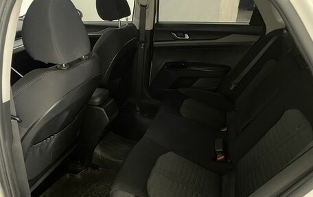 KIA K5, 2021 год, 1 700 000 рублей, 13 фотография