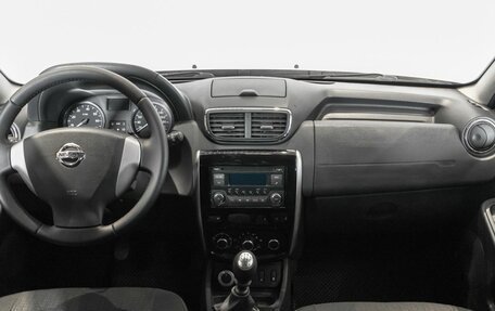 Nissan Terrano III, 2015 год, 1 039 000 рублей, 6 фотография