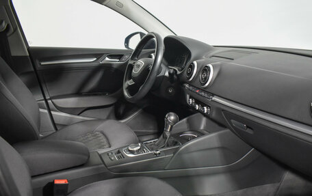Audi A3, 2015 год, 1 420 000 рублей, 13 фотография