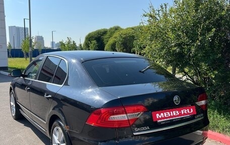 Skoda Superb III рестайлинг, 2013 год, 1 099 000 рублей, 10 фотография