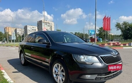 Skoda Superb III рестайлинг, 2013 год, 1 099 000 рублей, 8 фотография
