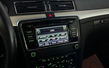 Skoda Superb III рестайлинг, 2013 год, 1 099 000 рублей, 28 фотография
