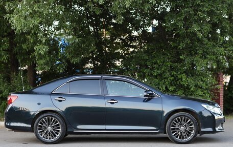 Toyota Camry, 2013 год, 1 850 000 рублей, 2 фотография