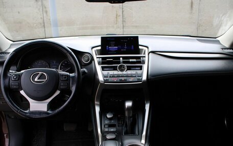 Lexus NX I, 2017 год, 2 350 000 рублей, 9 фотография