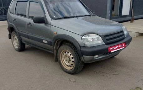 Chevrolet Niva I рестайлинг, 2004 год, 220 000 рублей, 3 фотография