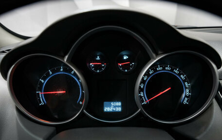 Chevrolet Cruze II, 2010 год, 548 000 рублей, 9 фотография