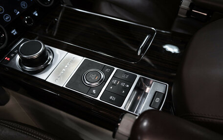 Land Rover Range Rover IV рестайлинг, 2015 год, 4 990 000 рублей, 24 фотография
