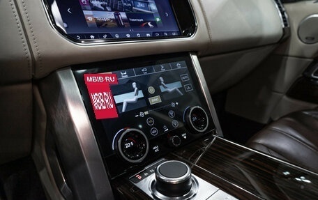 Land Rover Range Rover IV рестайлинг, 2015 год, 4 990 000 рублей, 23 фотография