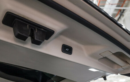 Land Rover Range Rover IV рестайлинг, 2015 год, 4 990 000 рублей, 36 фотография