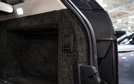 Land Rover Range Rover IV рестайлинг, 2015 год, 4 990 000 рублей, 35 фотография