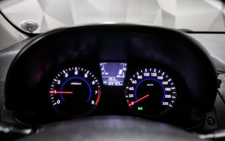 Hyundai Solaris II рестайлинг, 2013 год, 696 000 рублей, 13 фотография