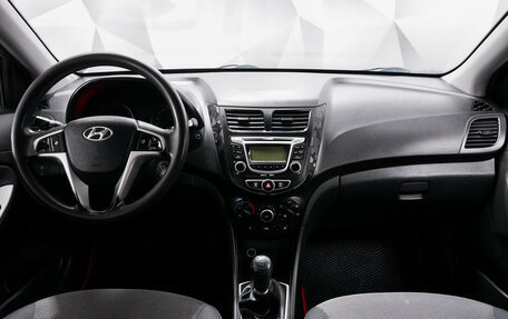Hyundai Solaris II рестайлинг, 2013 год, 696 000 рублей, 10 фотография