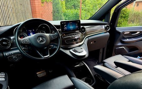 Mercedes-Benz V-Класс, 2023 год, 7 950 000 рублей, 19 фотография