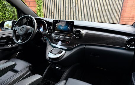 Mercedes-Benz V-Класс, 2023 год, 7 950 000 рублей, 20 фотография