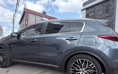 KIA Sportage IV рестайлинг, 2018 год, 2 400 000 рублей, 8 фотография
