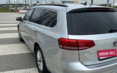 Volkswagen Passat B8 рестайлинг, 2017 год, 1 900 000 рублей, 5 фотография