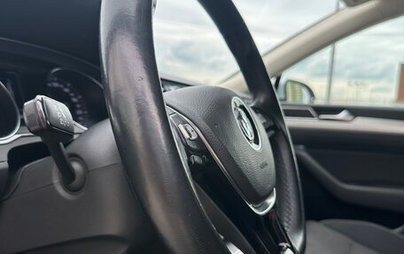 Volkswagen Passat B8 рестайлинг, 2017 год, 1 900 000 рублей, 15 фотография