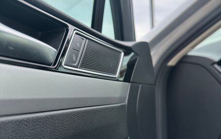 Volkswagen Passat B8 рестайлинг, 2017 год, 1 900 000 рублей, 16 фотография