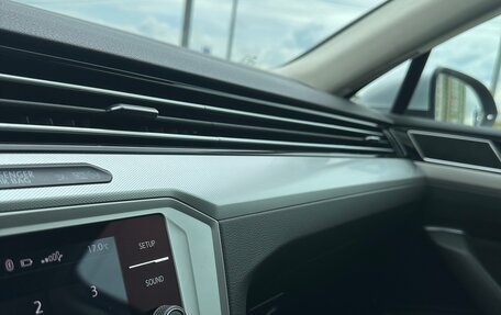Volkswagen Passat B8 рестайлинг, 2017 год, 1 900 000 рублей, 19 фотография