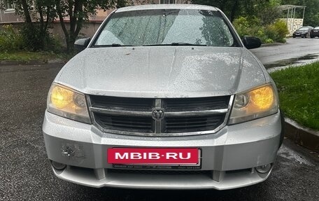 Dodge Avenger II рестайлинг, 2008 год, 600 000 рублей, 9 фотография