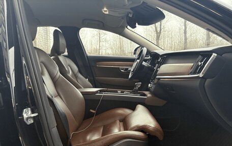 Volvo S90 II рестайлинг, 2019 год, 2 700 000 рублей, 13 фотография