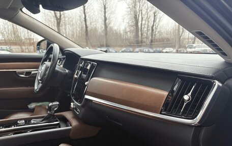 Volvo S90 II рестайлинг, 2019 год, 2 700 000 рублей, 12 фотография