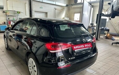 Mercedes-Benz A-Класс, 2019 год, 2 430 000 рублей, 4 фотография