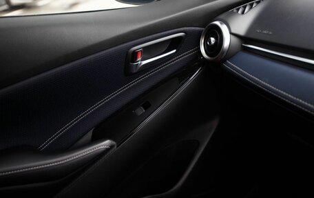 Mazda 2 III, 2019 год, 1 300 000 рублей, 17 фотография