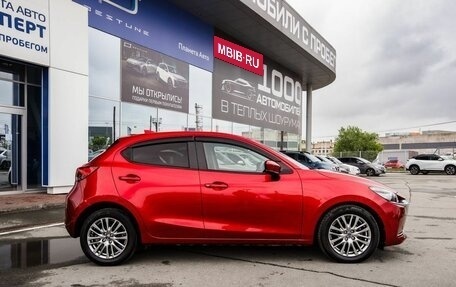 Mazda 2 III, 2019 год, 1 300 000 рублей, 5 фотография