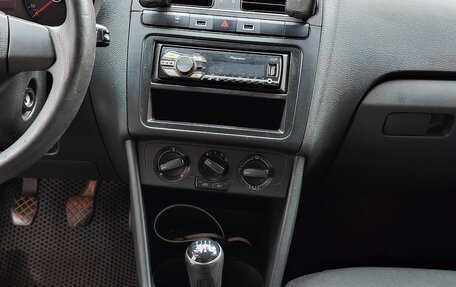 Volkswagen Polo VI (EU Market), 2015 год, 550 000 рублей, 6 фотография