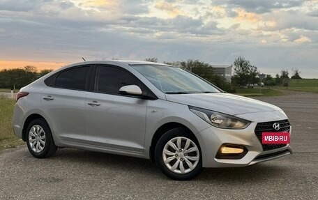 Hyundai Solaris II рестайлинг, 2017 год, 1 369 000 рублей, 5 фотография