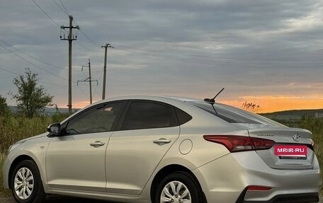 Hyundai Solaris II рестайлинг, 2017 год, 1 369 000 рублей, 4 фотография