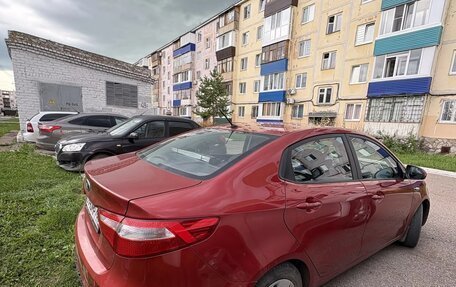 KIA Rio III рестайлинг, 2013 год, 700 000 рублей, 2 фотография