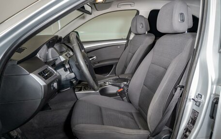 BMW 5 серия, 2008 год, 890 000 рублей, 14 фотография