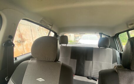 Renault Sandero I, 2011 год, 700 000 рублей, 14 фотография