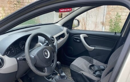 Renault Sandero I, 2011 год, 700 000 рублей, 10 фотография