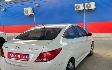 Hyundai Solaris II рестайлинг, 2015 год, 857 000 рублей, 2 фотография