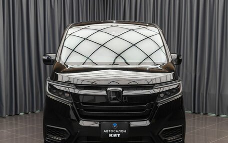 Honda Stepwgn IV, 2019 год, 2 390 000 рублей, 2 фотография