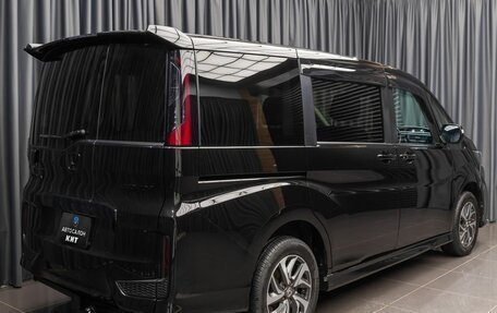 Honda Stepwgn IV, 2019 год, 2 390 000 рублей, 4 фотография