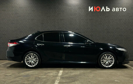 Toyota Camry, 2020 год, 3 199 000 рублей, 4 фотография