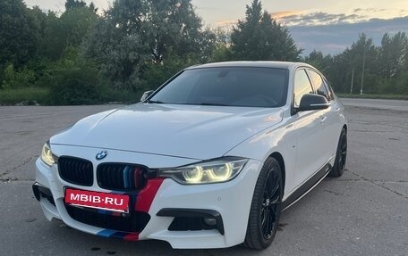 BMW 3 серия, 2016 год, 2 350 000 рублей, 1 фотография
