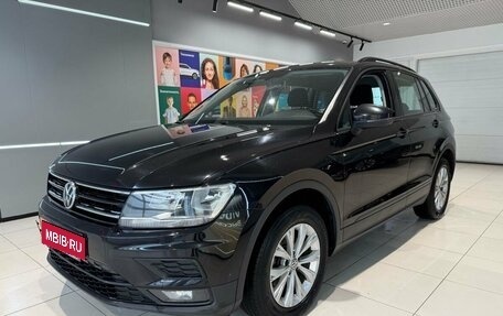 Volkswagen Tiguan II, 2017 год, 1 980 000 рублей, 1 фотография