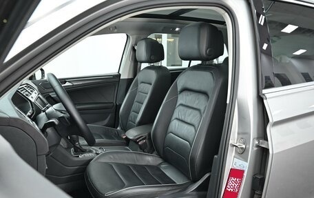 Volkswagen Tiguan II, 2016 год, 1 999 000 рублей, 9 фотография