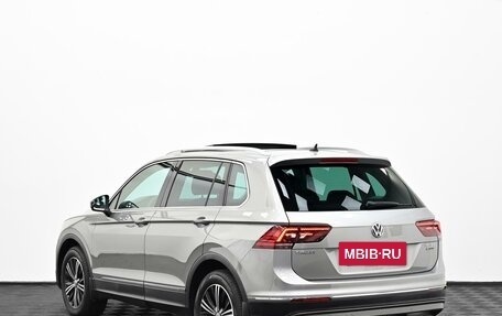 Volkswagen Tiguan II, 2016 год, 1 999 000 рублей, 15 фотография