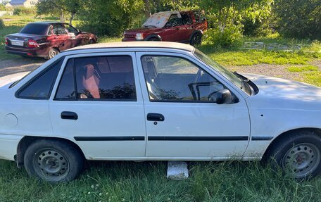 Daewoo Nexia I рестайлинг, 2001 год, 70 000 рублей, 4 фотография