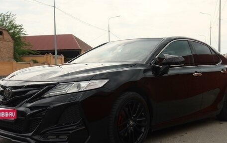 Toyota Camry, 2020 год, 2 250 000 рублей, 3 фотография